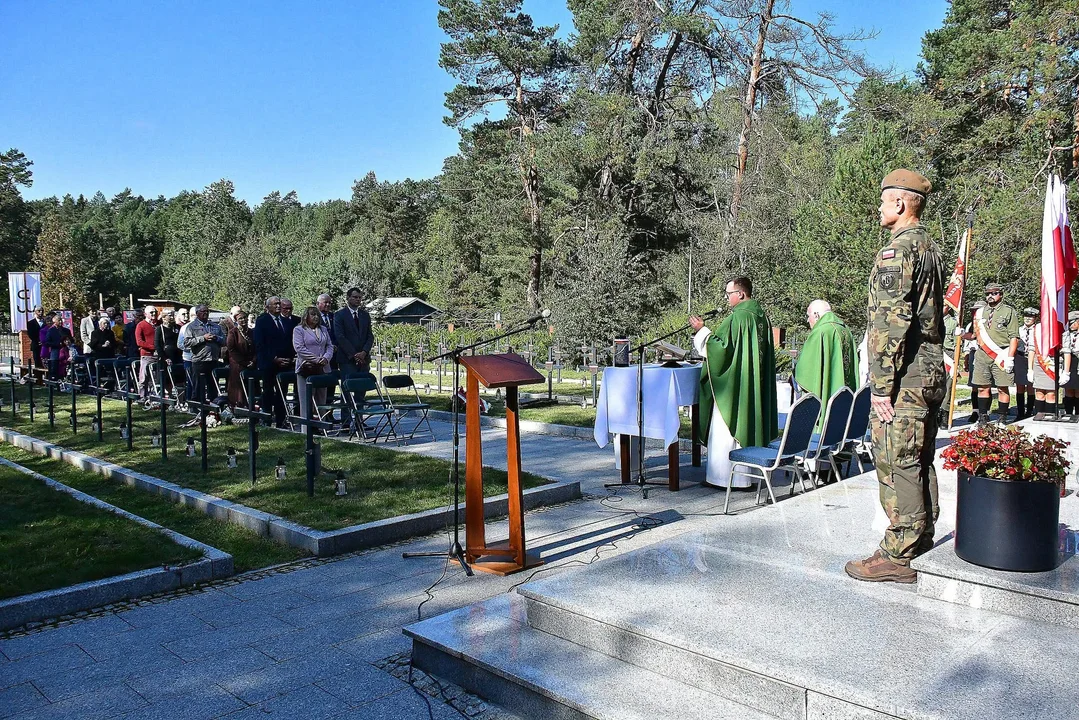 Pamiętali o żołnierzach Armii Krajowej i Batalionów Chłopskich (foto) - Zdjęcie główne