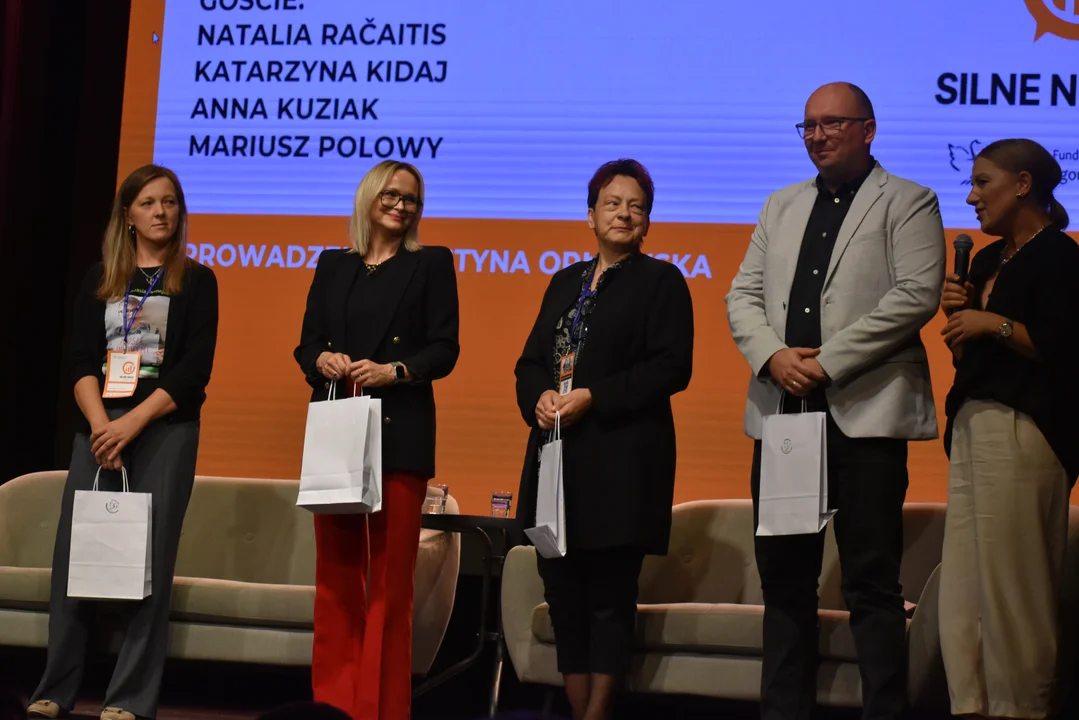 Siła zaczyna się od ludzi - konferencja NGO w Biłgoraju (foto) - Zdjęcie główne